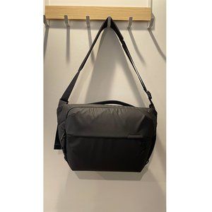 Peak Design - Everyday Sling 10L - Black - Camera Bag